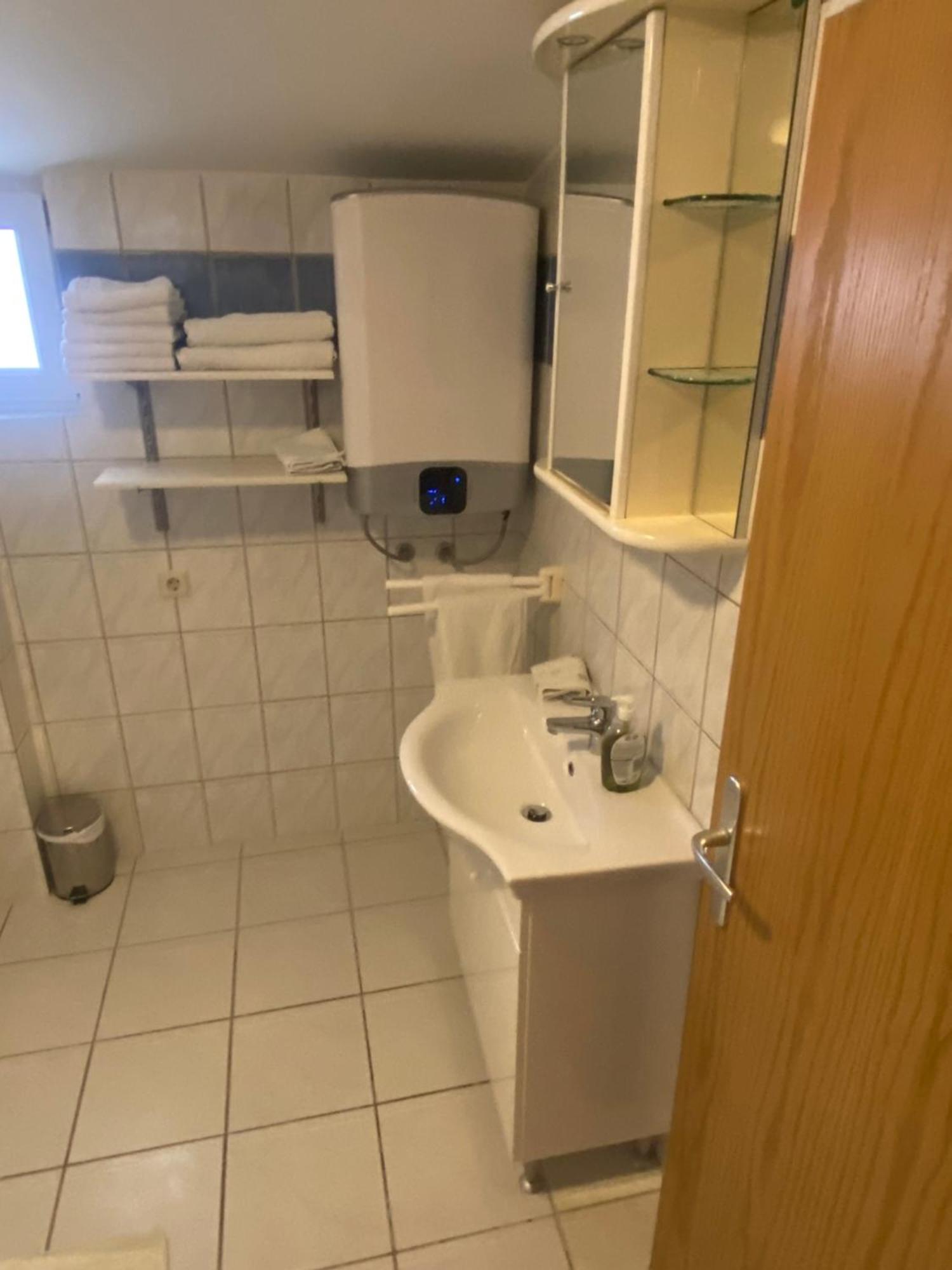 Ferien Haus Evita Auf Insel Vir - Wohnung I Екстер'єр фото